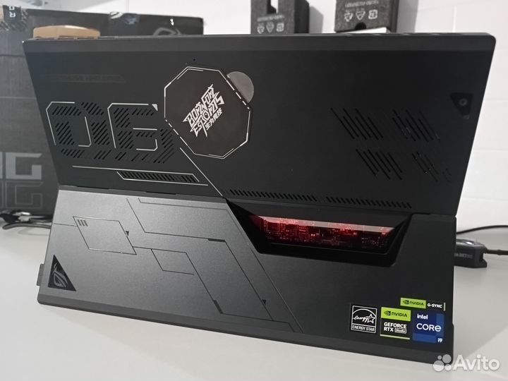 Asus ROG flow Z13 i9-13900H RTX 4060 16GB RAM 1TB