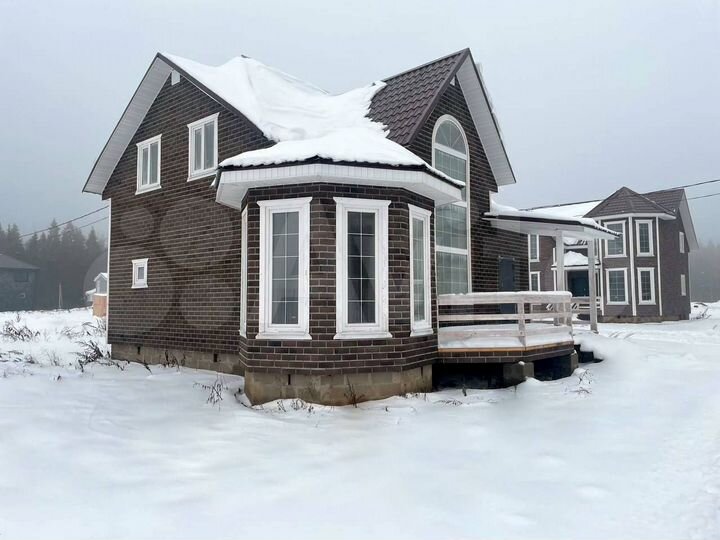 Дом 160 м² на участке 5,5 сот.