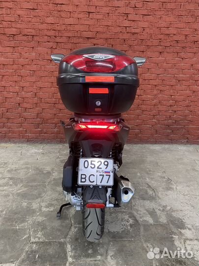 Скутер regulmoto element 300 ABS