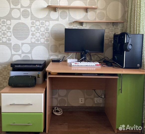 Компьютерный стол бу