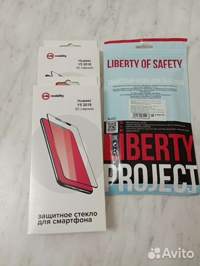 Защитное стекло и чехол на Huawei