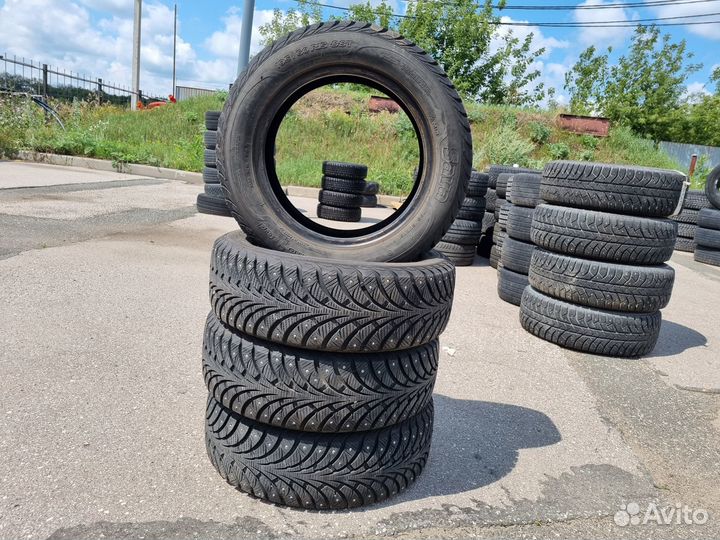 Sava Eskimo Stud 195/60 R15 88T