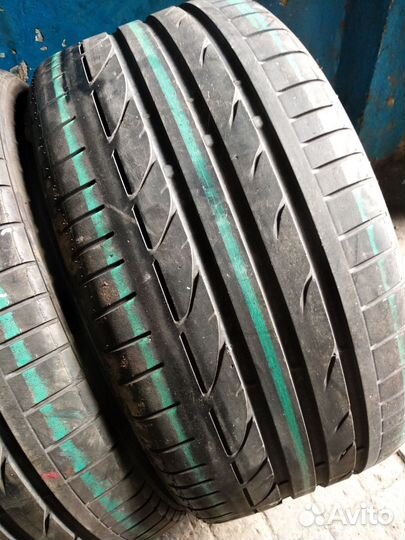 Bridgestone Potenza S001 255/35 R19