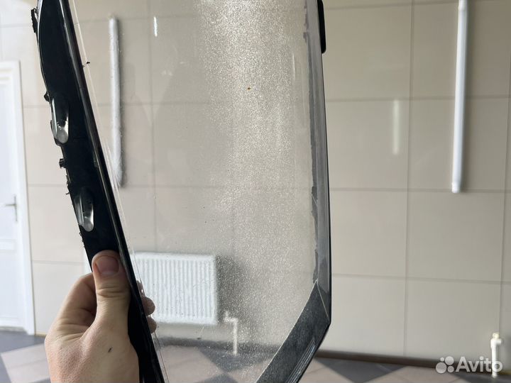 Стекла фар wv passat b7