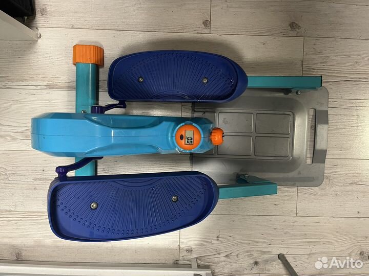 Эллиптический тренажер Torneo Mini Cross