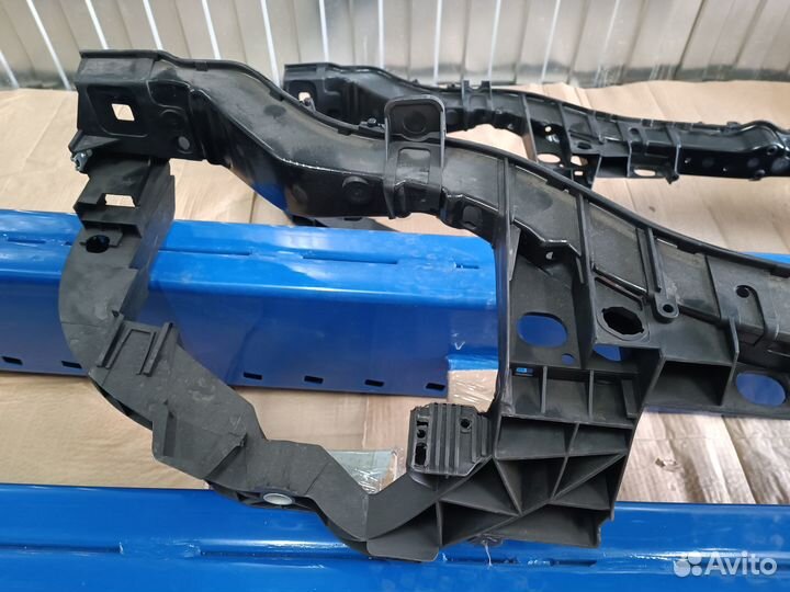 Панель передняя Ford Focus 2012-2014 1845674