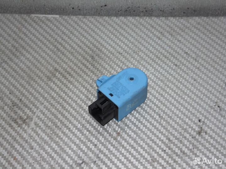Реле аварийной сигнализации Лексус IS RC