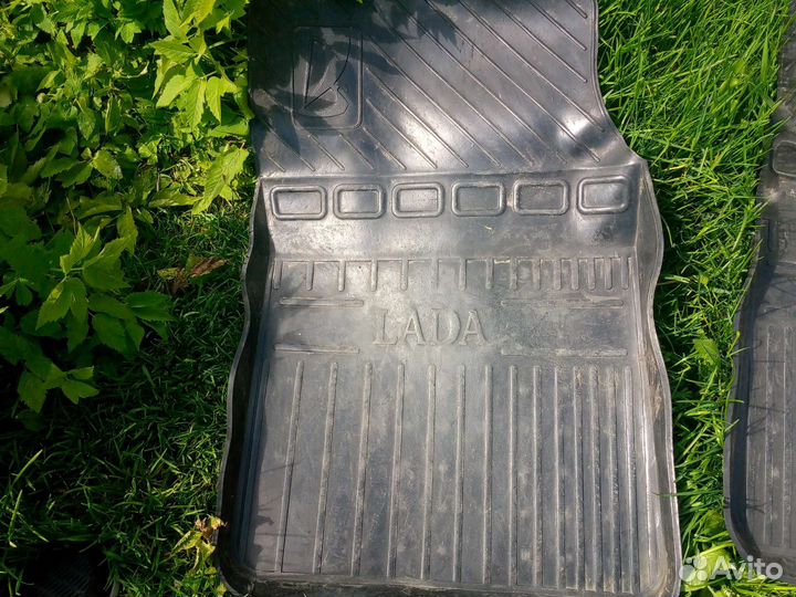 Автомобильные коврики резиновые ваз