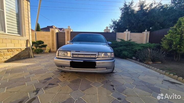 Opel Vectra 1.6 МТ, 1991, 297 300 км