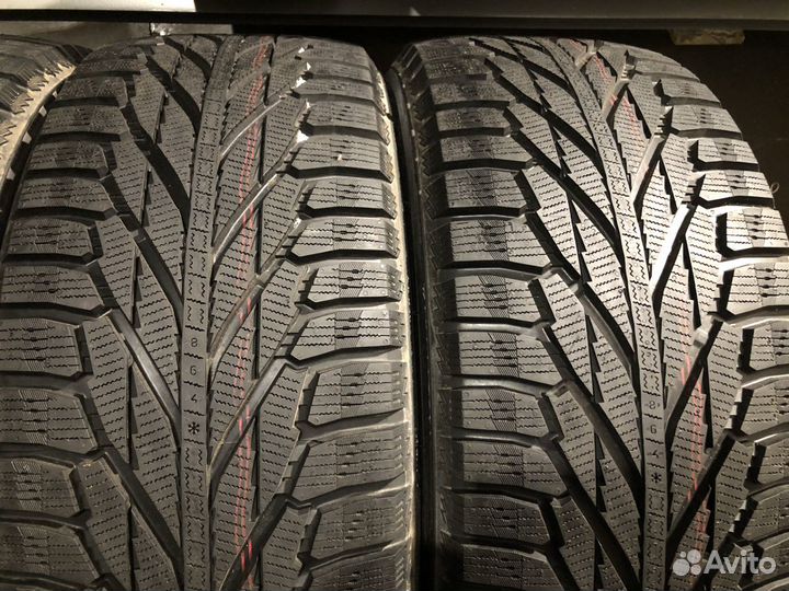 Nokian Tyres Hakkapeliitta R2 285/60 R18 116R