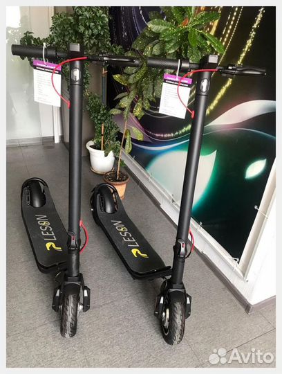 Электросамокат leson S006