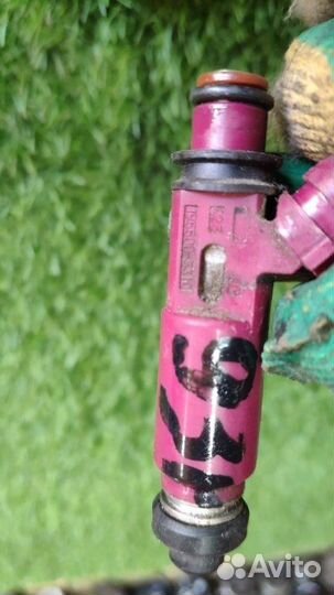 Форсунка топливная Mazda Demio DY3W zyve 2002-2007