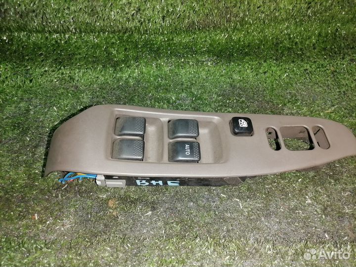 Блок управления стеклоподъемниками Subaru Legacy B