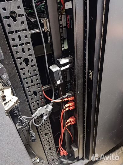 APC NetShelter CX, 38U, Soundproof(Шкаф серверный)