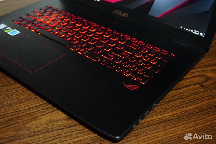 Asus ROG GL752VW i7/GTX960/16GB/SSD/17дюймов