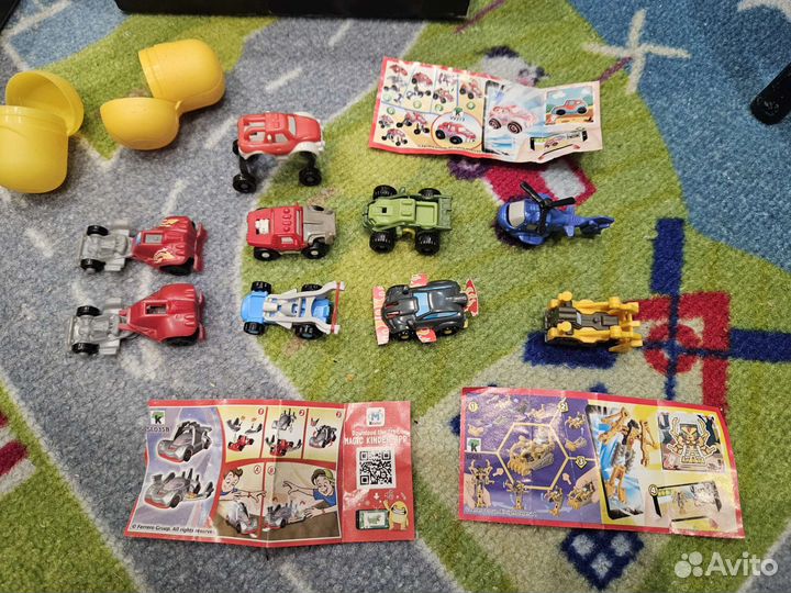 Киндер natoons 18,19,21, 22, смурфик,машинки