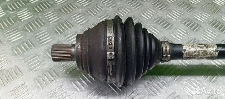 Привод Audi A3 Левый Передний