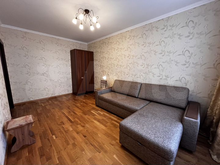 2-к. квартира, 64 м², 3/7 эт.