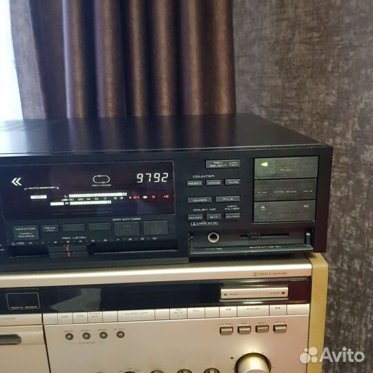 Akai gx r88