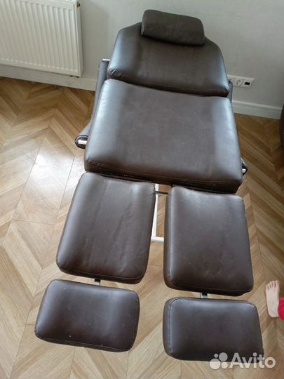 Массажный стол