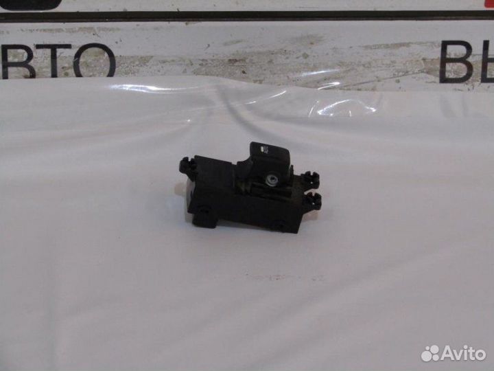 Кнопка стеклоподъемника Kia Ceed JD 2013