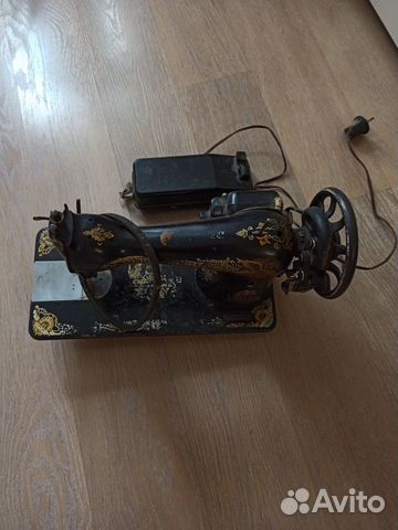 Швейная машина Singer