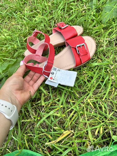 Сандали (босоножки) для девочки 32р Zara