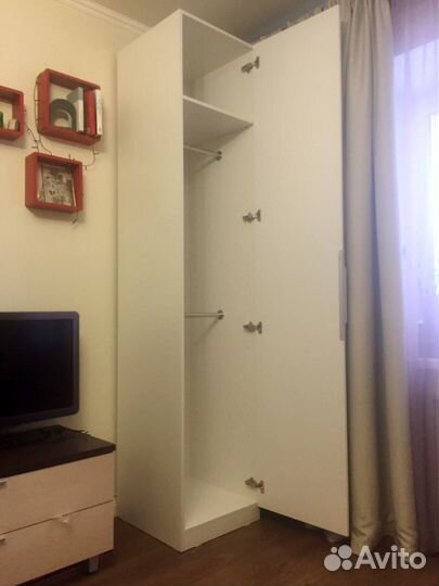 Шкаф распашной с ящиками