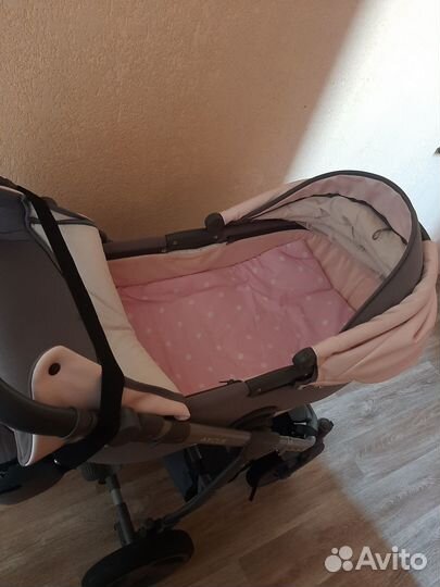 Коляска люлька(без прогулочного блока)