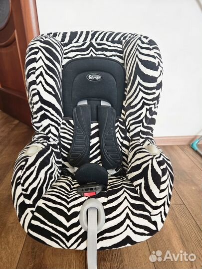 Детское автокресло romer 9-18 кг зебра