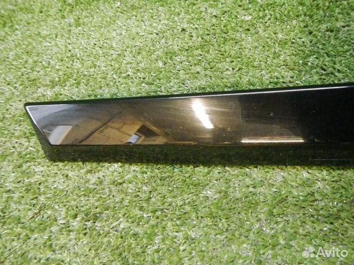 Накладка двери задняя правая BMW X7 G07 (2018-н.в