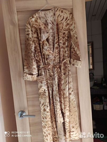 Халат из атласа