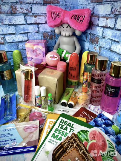 Подарочный бьюти набор с косметикой