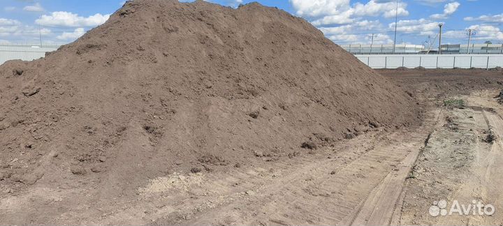 Доставка плодородного грунта