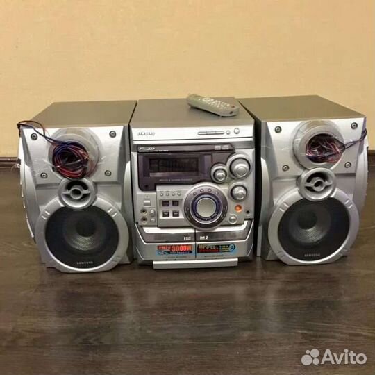Музыкальный центр Samsung max zb630