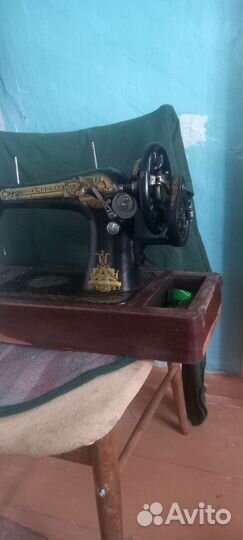 Швейная машина Singer