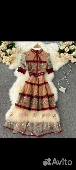Платье праздничное размер S