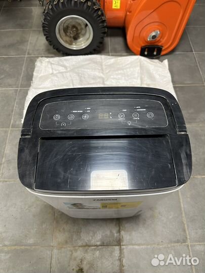 Осушитель воздуха zanussi