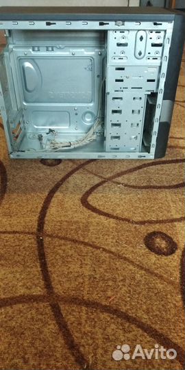 Продаю 2 системных корпуса, пустые