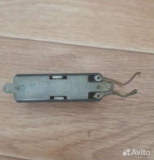 Звукосниматель от Бас Гитары Урал. Беспл Доставка