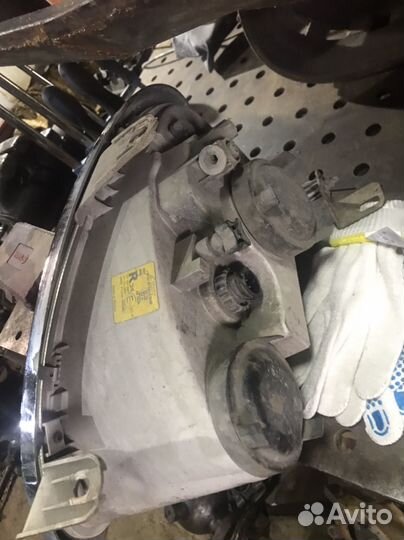 Фары на газ 31105