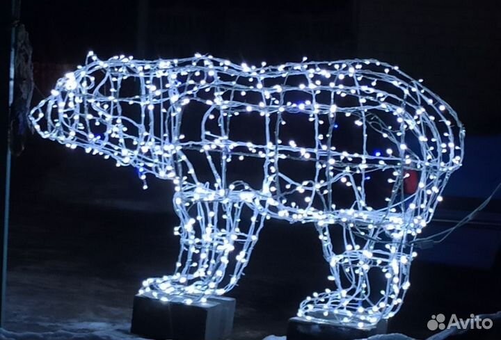 Медведь новогодний