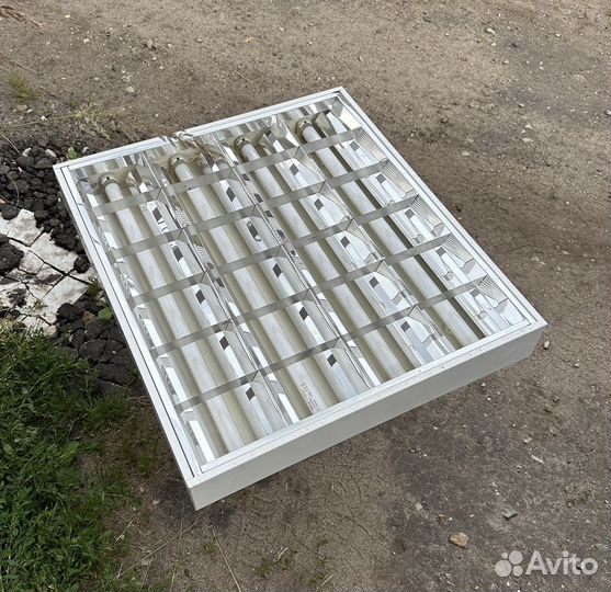 Светильник потолочный