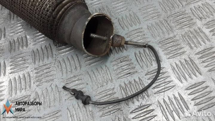 Труба приемная глушителя Volkswagen Passat B6 2009