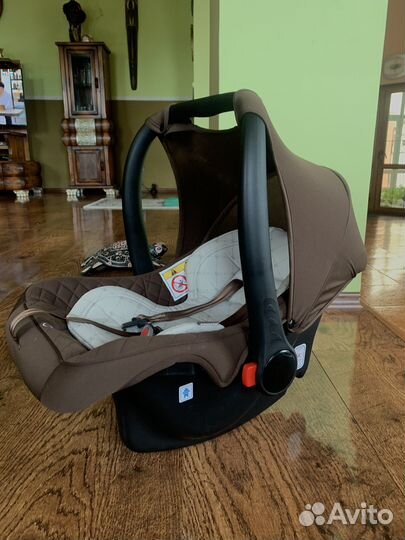 Продам Автокресло-люльку Happy Baby Skyler V2