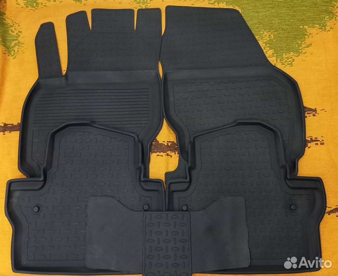 Коврики резиновые Volvo XC-70