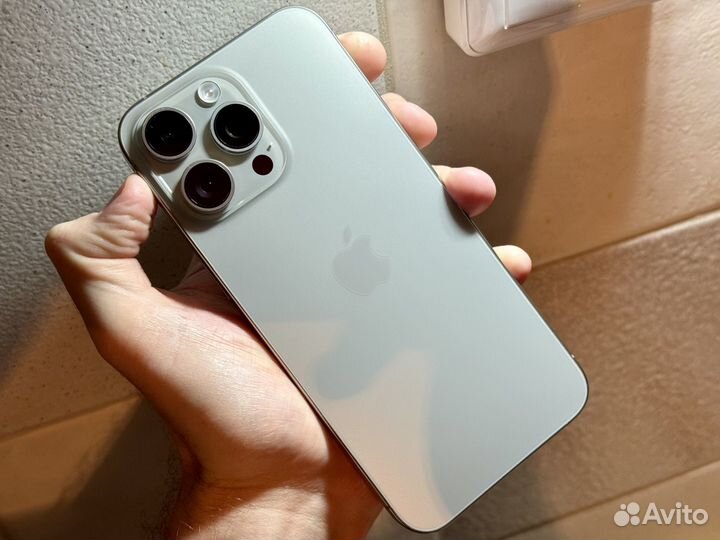 iPhone 15 Pro Max, 256 ГБ