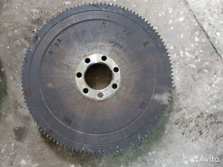 Маховик Renault Sandero 1.6 8кл. 2011