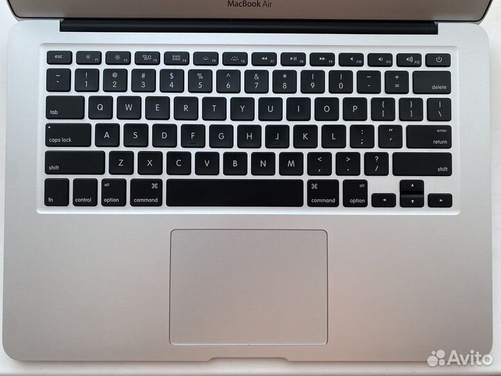 MacBook Air (13-inch, 2017)