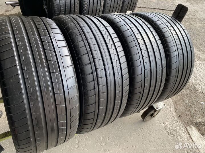 Dunlop SP Sport Maxx GT 265/35 R20 99Y